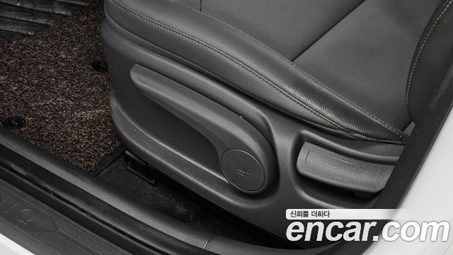 Hyundai Ioniq Electric N 2020 — фото 31