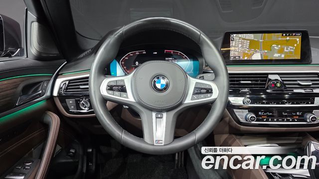 BMW 5 Series (G30) 520i M Sport 2020 — фото 14