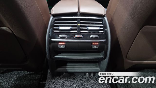 BMW 5 Series (G30) 520i M Sport 2020 — фото 34