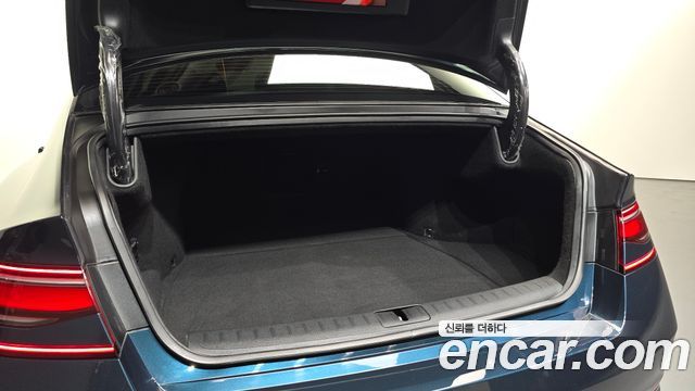 Genesis G90 (RS4) Gasoline 3.5 Turbo AWD 2022 — фото 20