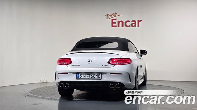 Mercedes-Benz C-Class (W205) C200 Cabriolet 2017 — фото 4