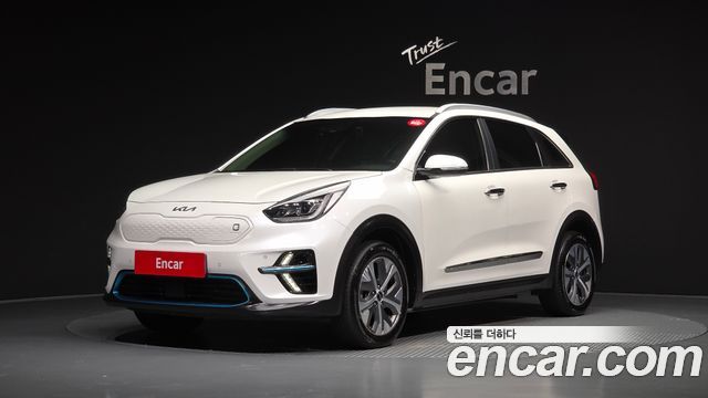 Kia Niro EV Noblesse 2022 — фото 1