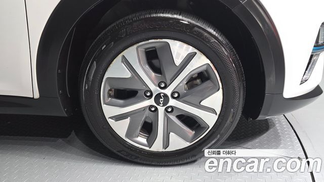 Kia Niro EV Noblesse 2022 — фото 21