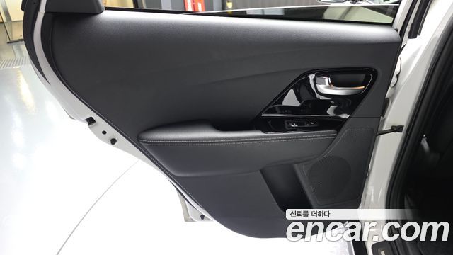 Kia Niro EV Noblesse 2022 — фото 25