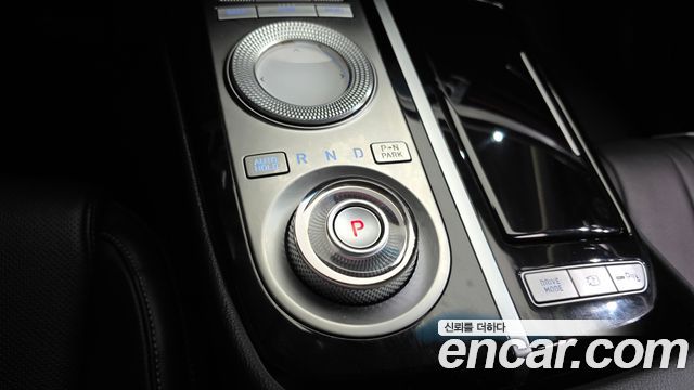 Genesis Electrified G80 (RG3) e-AWD 2022 — фото 9