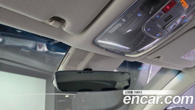 Genesis Electrified G80 (RG3) e-AWD 2022 — фото 17