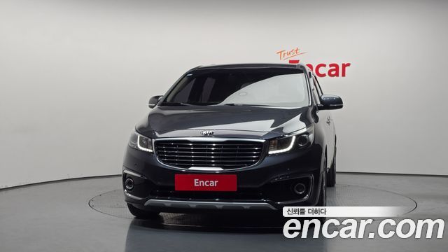 Kia Carnival 9-seater Prestige 2016 — фото 3