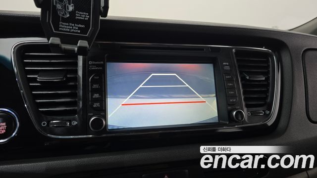 Kia Carnival 9-seater Prestige 2016 — фото 14