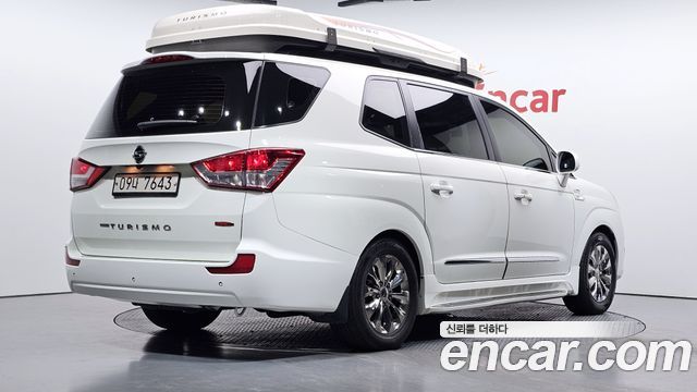 KG Mobility (SsangYong) Korando Turismo 4WD TX 9-seater 2018 — фото 2