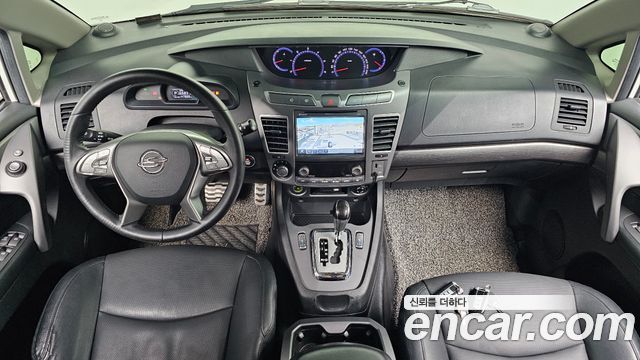 KG Mobility (SsangYong) Korando Turismo 4WD TX 9-seater 2018 — фото 7