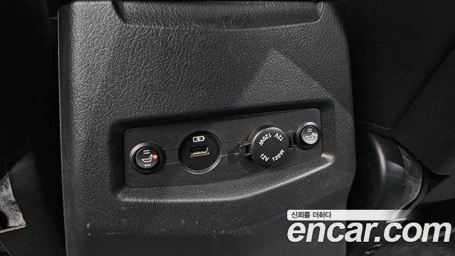 KG Mobility (SsangYong) Korando Turismo 4WD TX 9-seater 2018 — фото 29