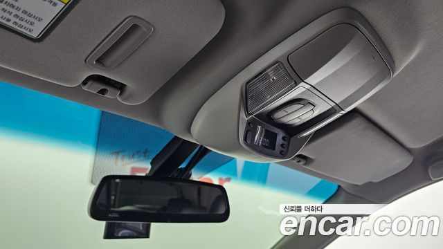 KG Mobility (SsangYong) Korando Turismo 4WD TX 9-seater 2018 — фото 33
