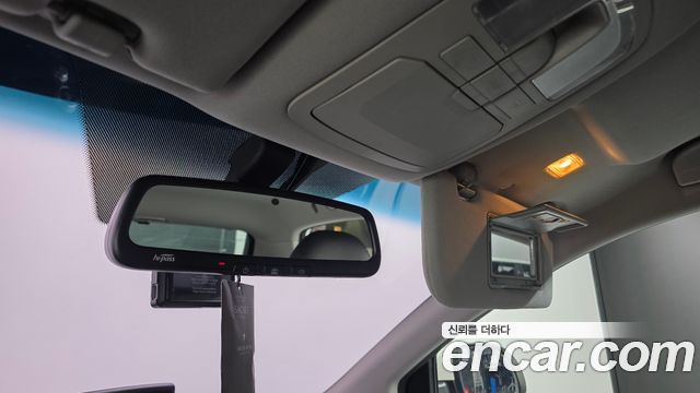 KG Mobility (SsangYong) Korando C 2.2 RX 2WD DLX 2017 — фото 17