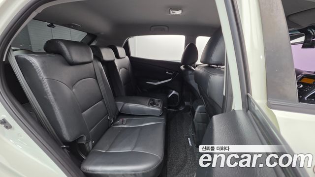 KG Mobility (SsangYong) Korando C 2.2 RX 2WD DLX 2017 — фото 18