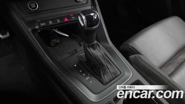 Audi Q3 (F3) 35 TDI Premium Sportback 2022 — фото 9