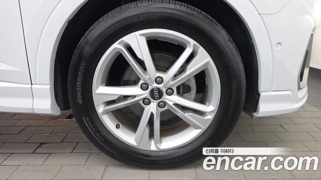 Audi Q3 (F3) 35 TDI Premium Sportback 2022 — фото 21