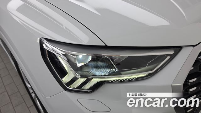 Audi Q3 (F3) 35 TDI Premium Sportback 2022 — фото 22
