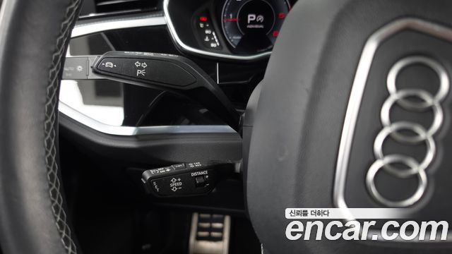 Audi Q3 (F3) 35 TDI Premium Sportback 2022 — фото 27