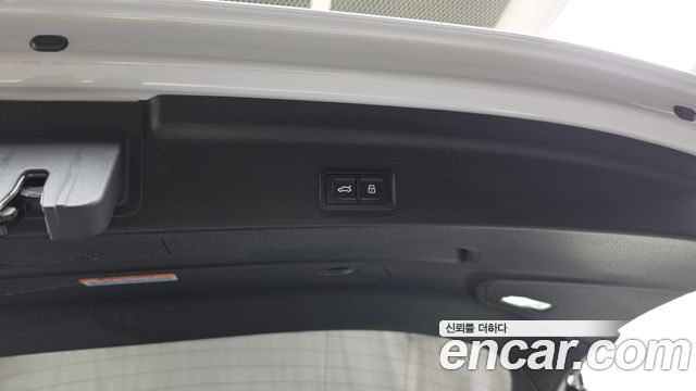 Audi Q3 (F3) 35 TDI Premium Sportback 2022 — фото 29