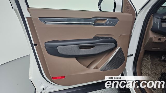 Kia EV9 Long Range 4WD Earth 2024 — фото 30