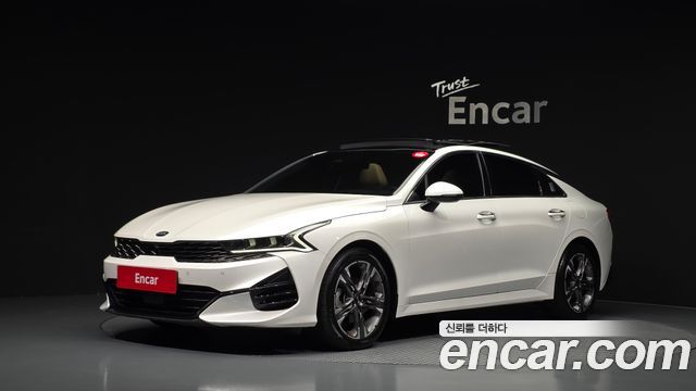 Kia K5 (III) 2.0 Noblesse 2020 — фото 1