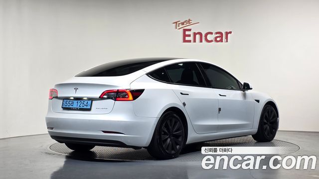 Tesla Model 3 Long Range AWD 2022 — фото 2