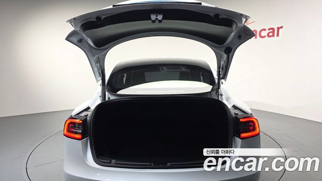 Tesla Model 3 Long Range AWD 2022 — фото 23