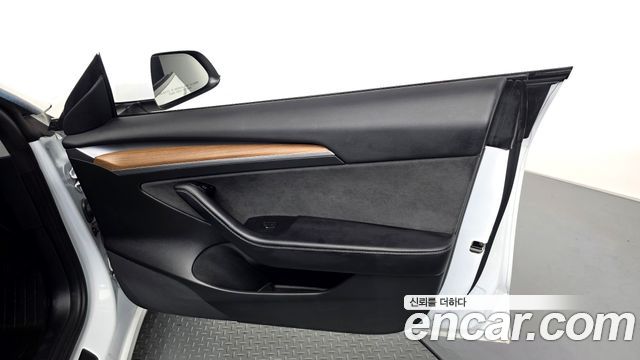 Tesla Model 3 Long Range AWD 2022 — фото 30