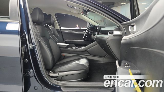 Kia K5 (III) 2.0 Prestige 2020 — фото 26