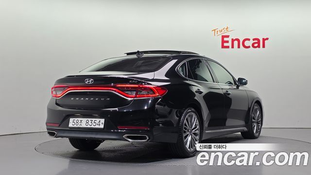 Hyundai Grandeur (IG) 2.2 Diesel Premium Special 2018 — фото 2