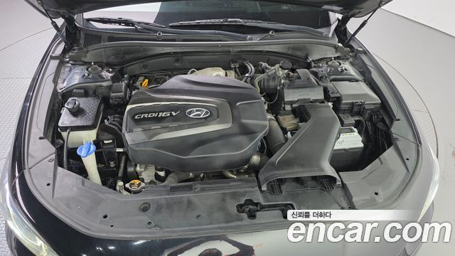 Hyundai Grandeur (IG) 2.2 Diesel Premium Special 2018 — фото 6