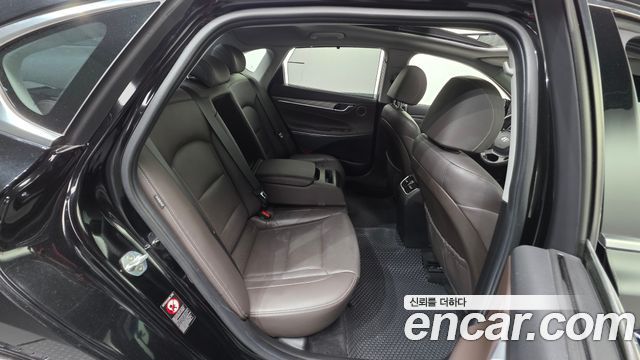 Hyundai Grandeur (IG) 2.2 Diesel Premium Special 2018 — фото 17