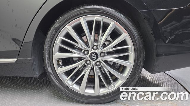 Hyundai Grandeur (IG) 2.2 Diesel Premium Special 2018 — фото 21