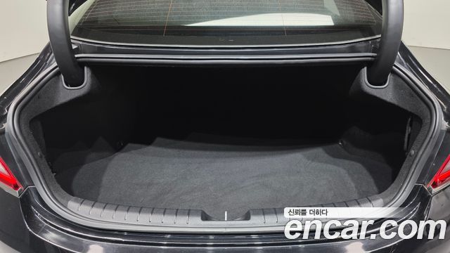 Hyundai Grandeur (IG) 2.2 Diesel Premium Special 2018 — фото 27