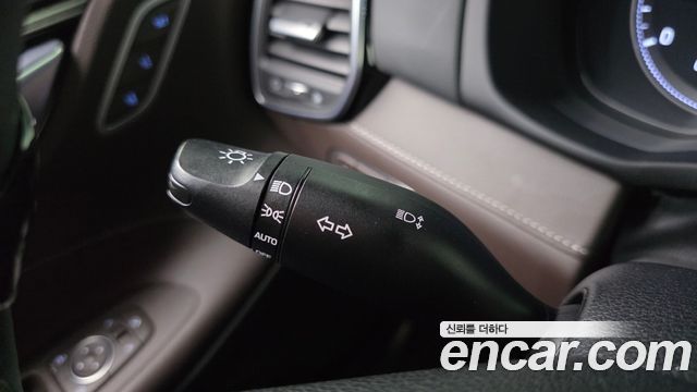 Hyundai Grandeur (IG) 2.2 Diesel Premium Special 2018 — фото 32
