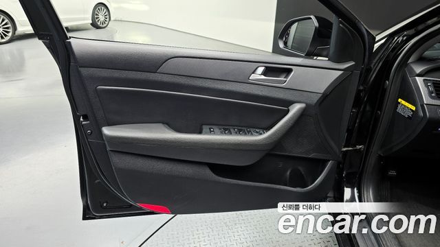 Hyundai Sonata (LF) 1.7 Diesel Style 2016 — фото 24