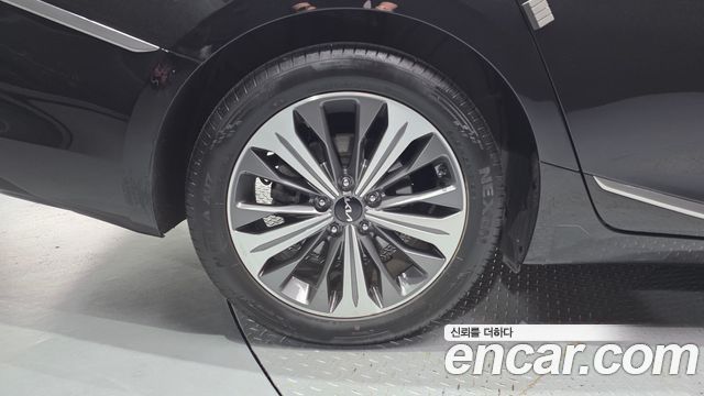 Kia K8 Hybrid Noblesse 2023 — фото 5