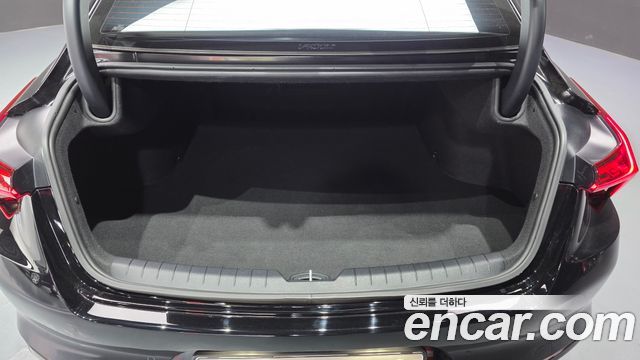 Kia K8 Hybrid Noblesse 2023 — фото 18