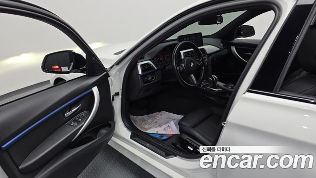 BMW 3 Series (F30) 320i M Sport 2016 — фото 10