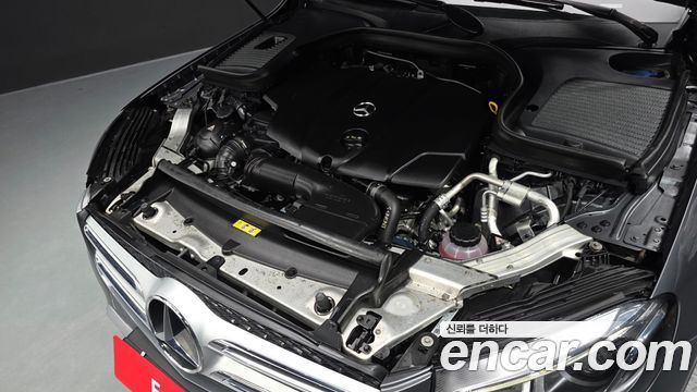 Mercedes-Benz GLC-Class (X253) GLC220 d 4MATIC 2018 — фото 6