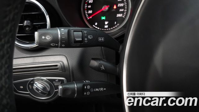 Mercedes-Benz GLC-Class (X253) GLC220 d 4MATIC 2018 — фото 30