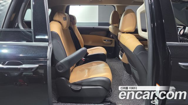 Kia Carnival (IV) Diesel 9-Seater Noblesse 2023 — фото 11