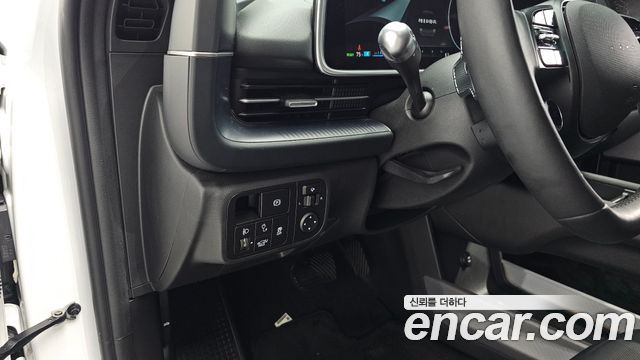 Hyundai Ioniq 6 Long Range Exclusive 2023 — фото 13