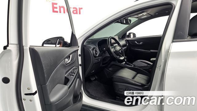 Hyundai Kona Gasoline 1.6 Turbo 2WD Inspiration 2022 — фото 10