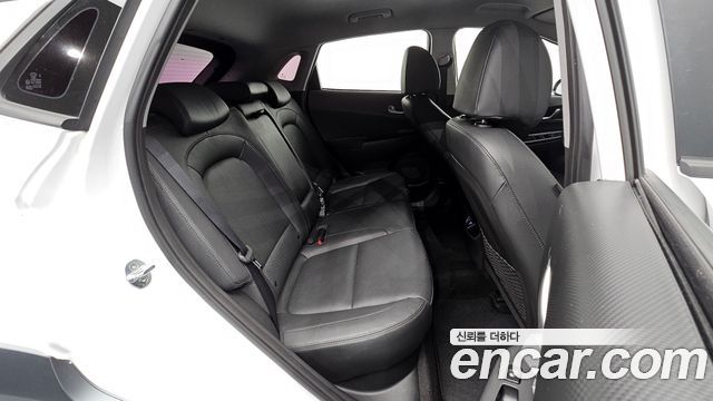 Hyundai Kona Gasoline 1.6 Turbo 2WD Inspiration 2022 — фото 11