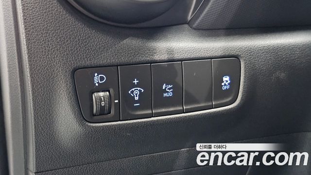 Hyundai Kona Gasoline 1.6 Turbo 2WD Inspiration 2022 — фото 14