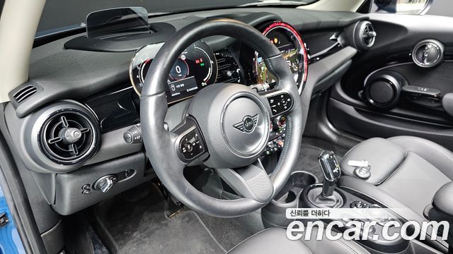 MINI Cooper S Classic Third Generation 2022 — фото 16