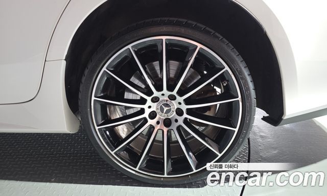 Mercedes-Benz CLS-Class (C257) CLS450 4MATIC AMG Line 2021 — фото 21