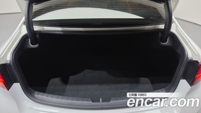 Kia K7 Premier 3.0 GDI Signature 2020 — фото 18