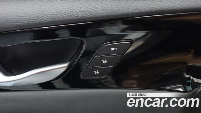 Kia K7 Premier 3.0 GDI Signature 2020 — фото 31